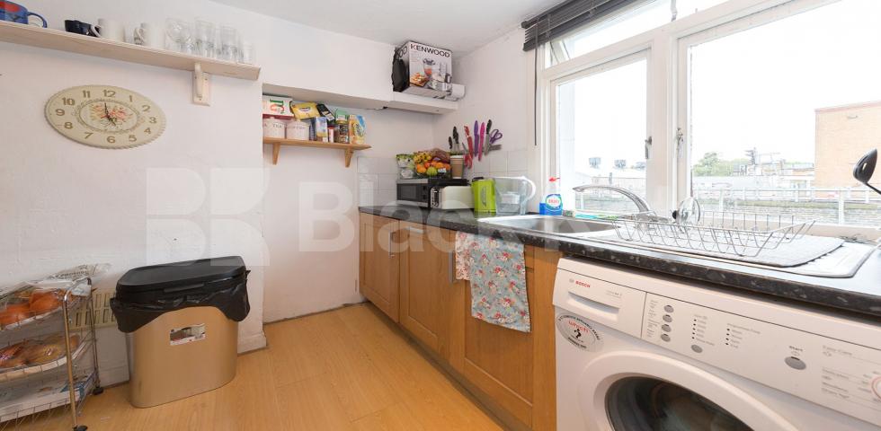 			1 Bedroom, 1 bath, 1 reception Flat			 Sulgrave Road, Shepherds Bush
